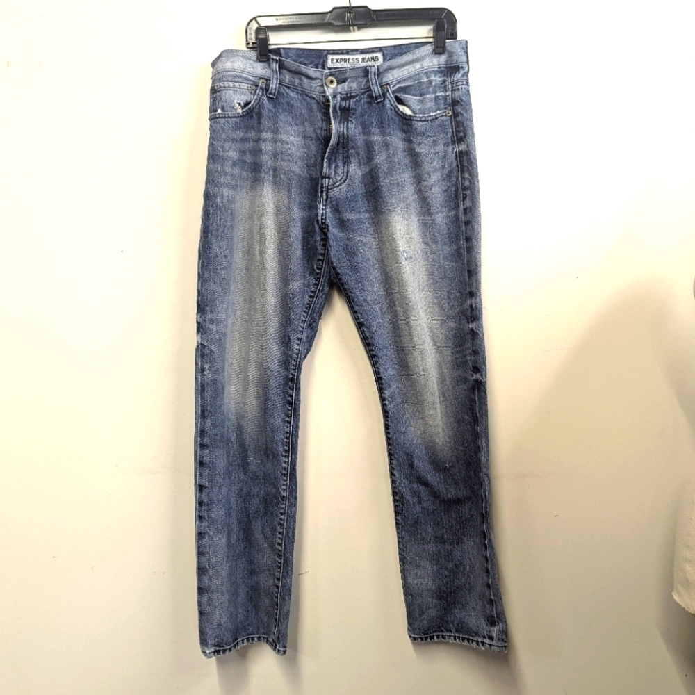 Men's Express Relaxed Fit Blue Jeans 34 Waist x 32 Inseam Distressed Loose